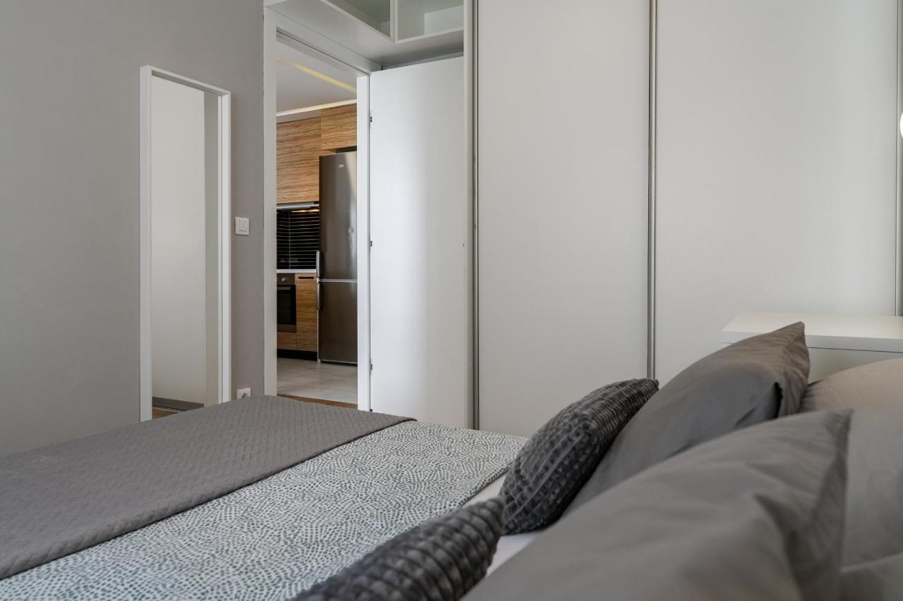 City Lux Apartment 1- With Garage And Balcony Zadar Exterior photo